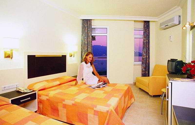 Hotel Gold Alanya Esterno foto