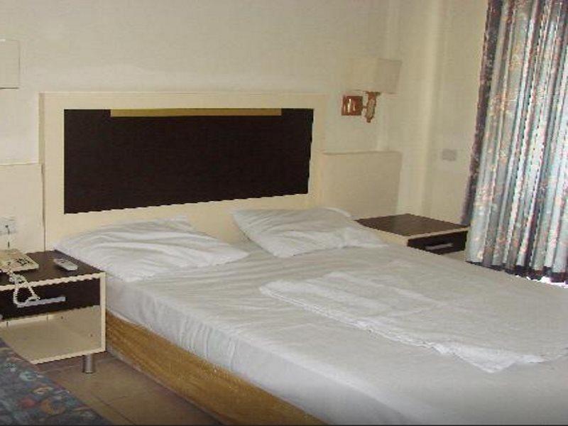 Hotel Gold Alanya Esterno foto